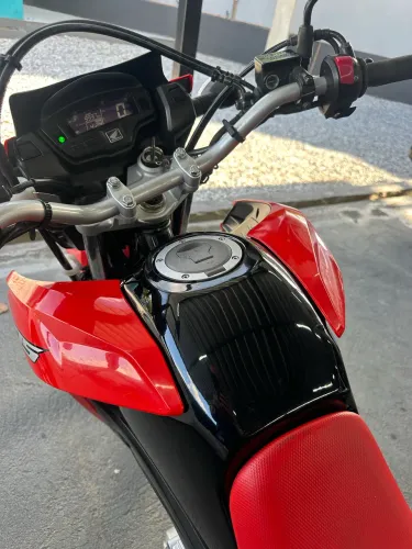 Honda Bros 2024 Único Dono - 10.000 km