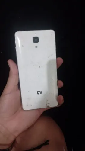 Vendo celular quebrados para vcs retirar peças, cada um 30 reais