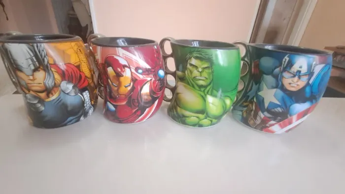 Canecas da Marvel personalizadas