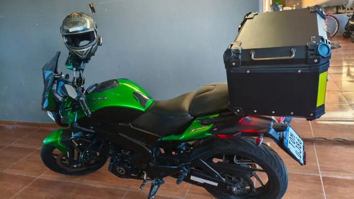 Bajaj Dominar 400