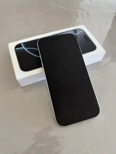 IPHONE 16 PRO 512gb - PRA VENDE RÁPIDO 