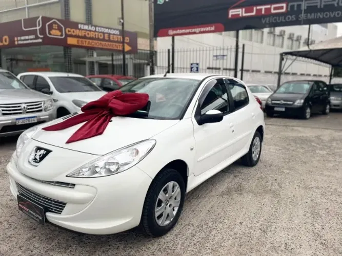 Peugeot 207 XR 1.4 Flex 8V 5P 2013