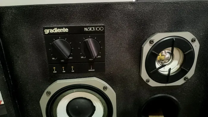 Caixas de som gradiente master 100 vintage