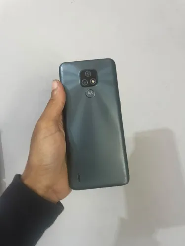 Moto e7