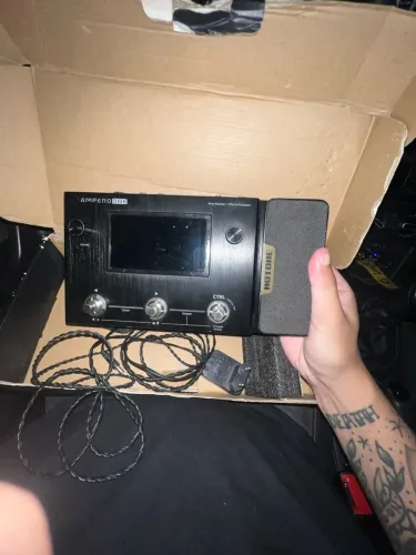 Vendo pedaleira Hotone Ampero One