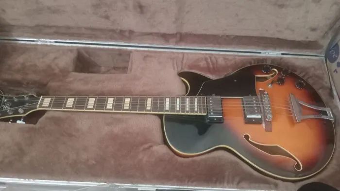 GUITARRA IBANEZ 2.900MIL