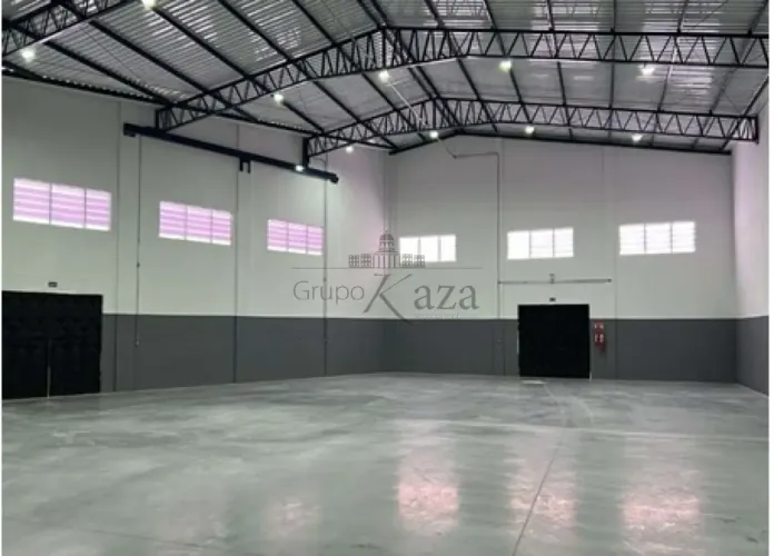 Galpão Comercial - Condomínio Multiplus Eldorado II - Rio Comprido - Jacareí - 750m².