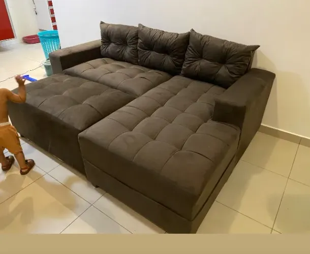 SOFÁ 3 lugares marrom. Frete grátis