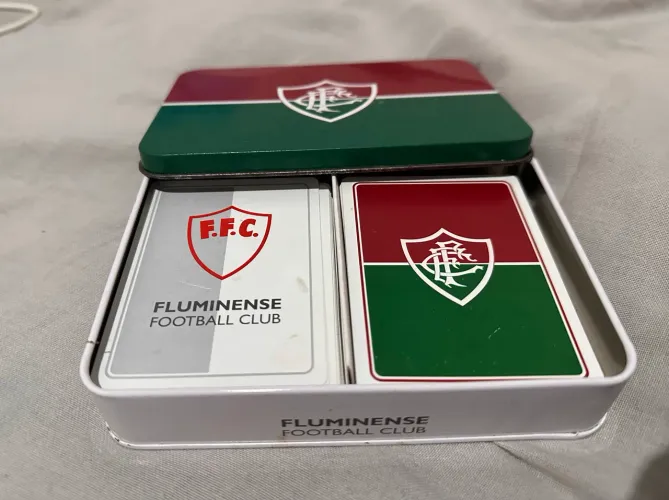 Baralho Oficial Fluminense F.C. em Lata Metálica - Colecionador - Completo
