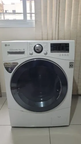 Máquina lava e seca