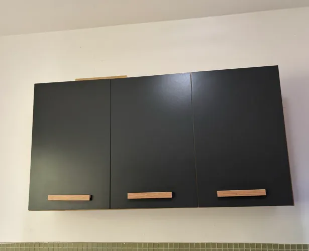 Armário Aéreo de Cozinha 3 Portas MDF (Cinza e Amadeirado) - 1 ano de uso