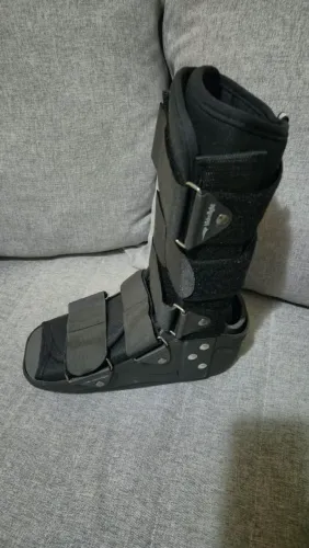 Bota imobilizadora Hidrolight - tamanho 38 a 42