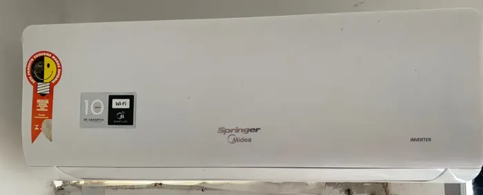 Ar-Condicionado Springer Midea Inverter 9.000 BTUs 220V - Completo com Controle