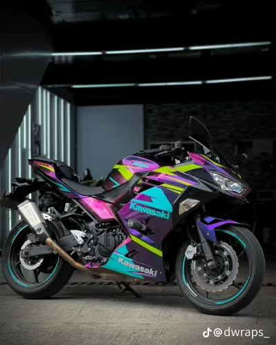 KAWASAKI NINJA 400 KRT 2023  ( ÚLTIMA LINHA LANÇADA ).