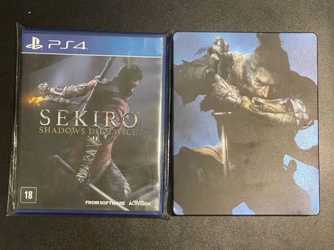 Jogo ps4 Sekiro + Steelbook em perfeito estado, acompanha poster
