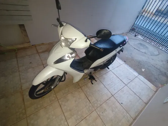 VENDE-SE BIZ ANO 2016