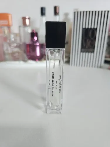 Narciso Rodriguez Bleu Noir EDP 10ml Masculino