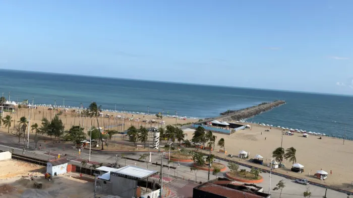 Apartamento mobiliado Meireles 