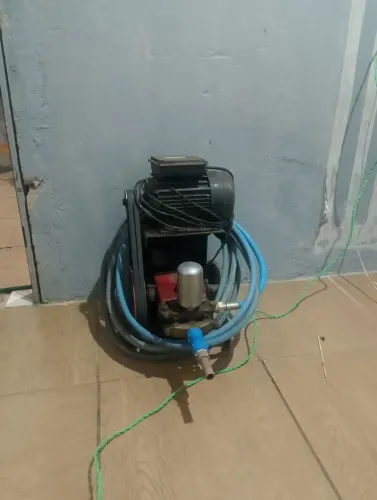 Vendendo - bomba e compressor no preço para sair logo