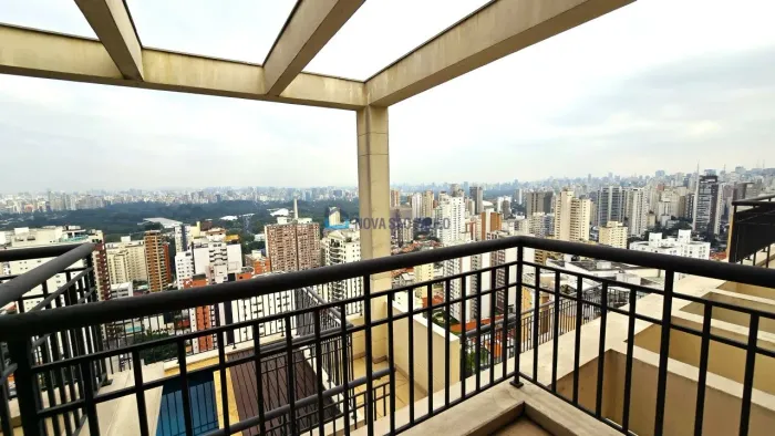 Cobertura de 391m, vista panorâmica, próximo a estação Ana Rosa, Vila Mariana.