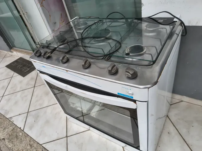 Fogão 5 bocas branco
