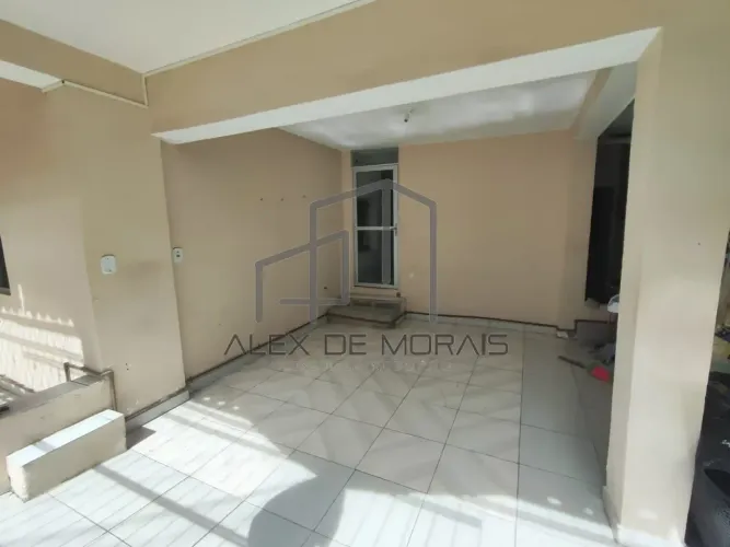 Casa à venda no Bairro Itararé, com 3 quartos e vaga de garagem, Vitória, ES