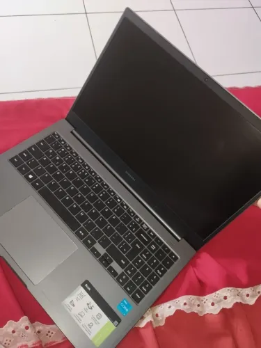 Notebook Samsung Book i3