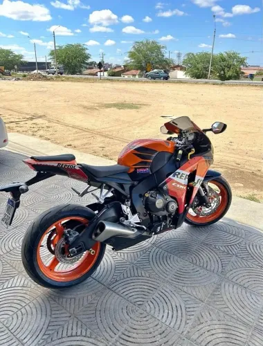 CBR 1000RR FIREBLADE