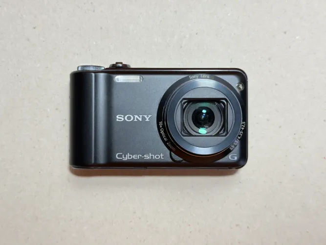 Sony Cybershot DSC-HX5 - 10.2 MP e 10x de zoom