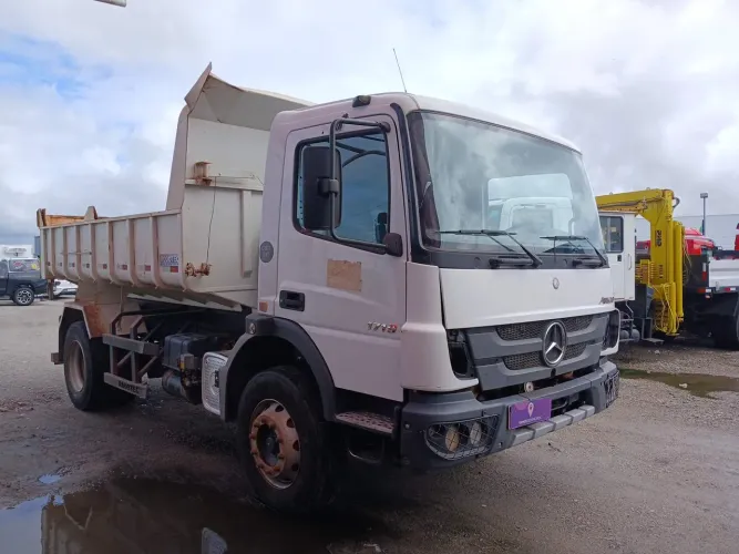 Mercedes-Benz Atego 1730/36 E5 2021/2022 Vamos Seminovos Recife
