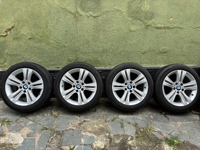 Vendo jogo de rodas aro 17 da BMW 320i 2016, em excelente estado.