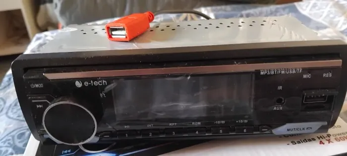 Radio E-Tech Premium Plus Bluetooth-Muito Novo