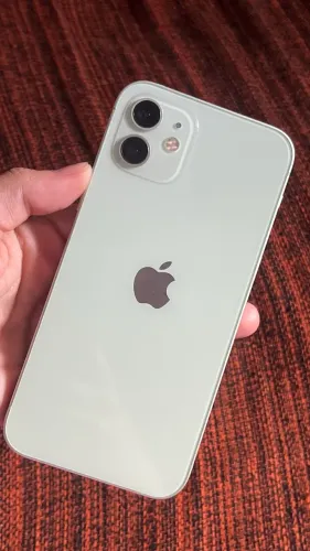iPhone 12
