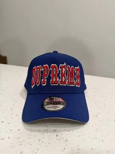 Boné Supreme X New Era