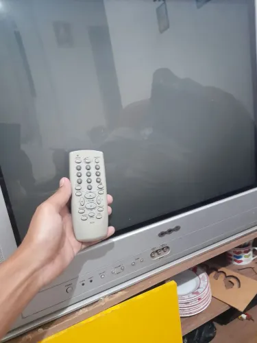 TV de tubo 30 polegadas CCE