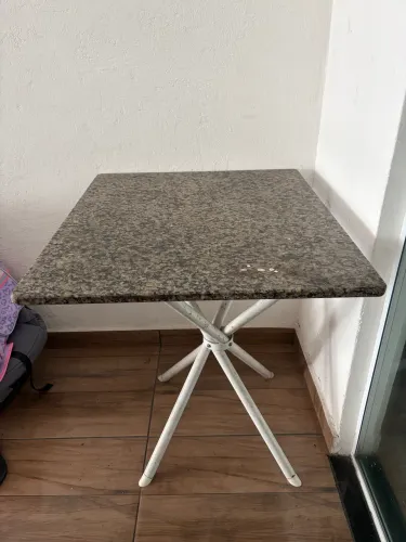 Mesa de granito 