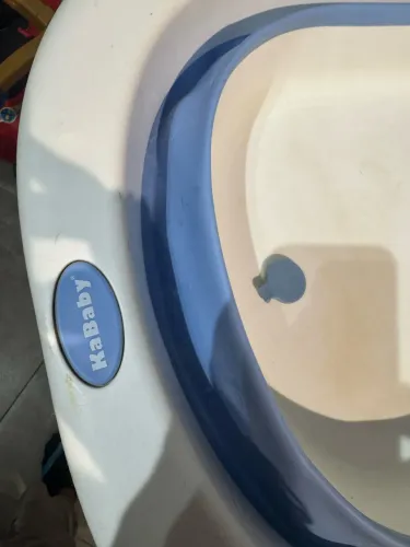Banheira Para Bebê Dobrável 3 em 1 Com Suporte e Assento 45L Azul KABABY
