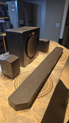 Soundbar Samsung HW-Q990D, com 11.1.4 canais, Dolby Atmos®