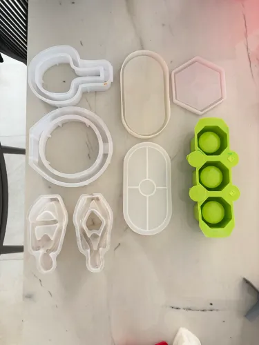 Moldes de Silicone de Peças Decorativas, pode ser com resina, gesso?