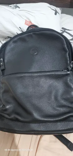 Mochila couro nova