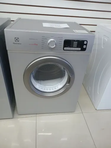 SECADORA ELECTROLUX  MODELO STH11