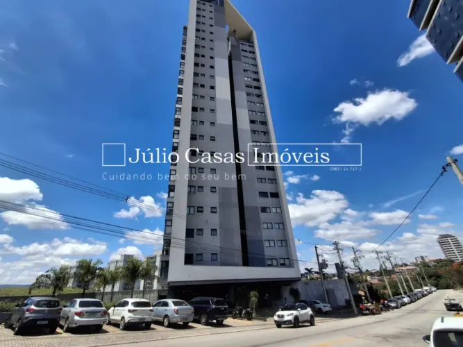 Apartamento à Venda e para Alugar com 2 Quartos (1 Suíte), Varanda Gourmet e 2 Vagas de Ga