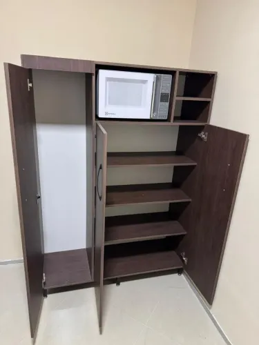 Armário de MDF amadeirado