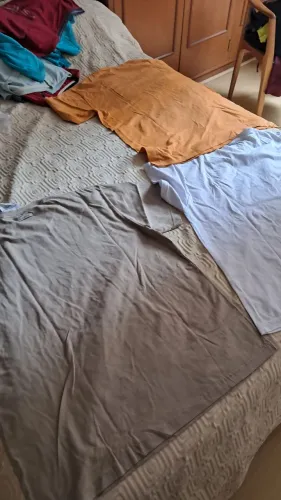 3 camisetas M. officer tam.3 e 4 pix ou dinheiro