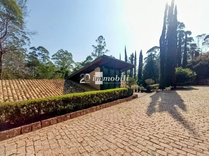 Casa à venda em Embu das Artes, Granja Viana, com 2 suítes, com 559.04 m², Vila Real do Mo