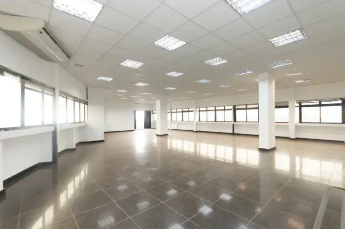 Andar corporativo na Raja, BH