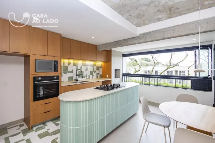Apartamento 3 quartos para alugar no Água Verde com sacada com churrasqueira