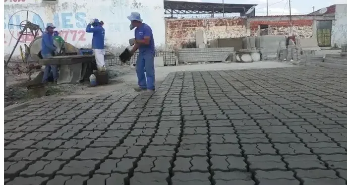 AJUDANTE - fabricação de premoldados / artefato de concreto - recanto das emas