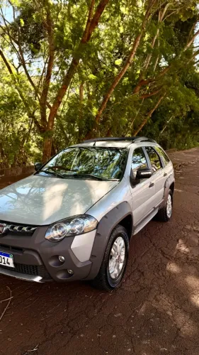 Fiat Palio Weekend Adventure Locker 1.8 Flex 2013