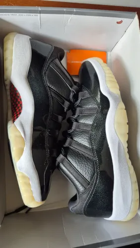 Air Jordan 11 Low 72-10